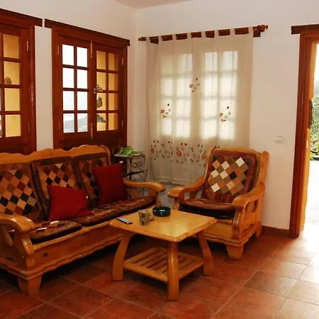 La Casa De La Lima Holiday home Las Rosas (El Hierro)