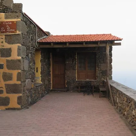 La Casa De La Lima Las Rosas (El Hierro)